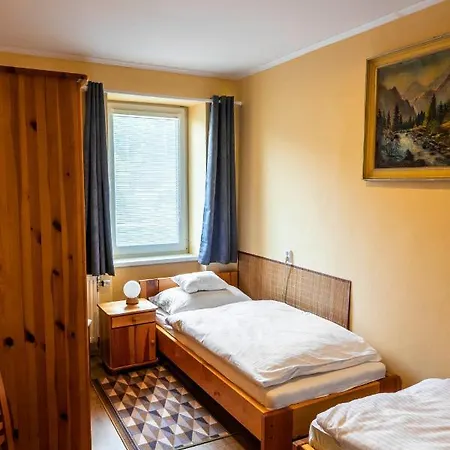 Pod Hradom Gasthof 3*